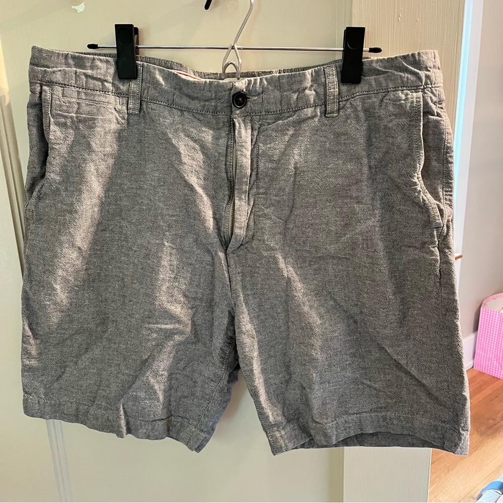 H&M 36 Waist Heather Gray Men’s Casual  Summer Shorts Beach Ocean Resortwear